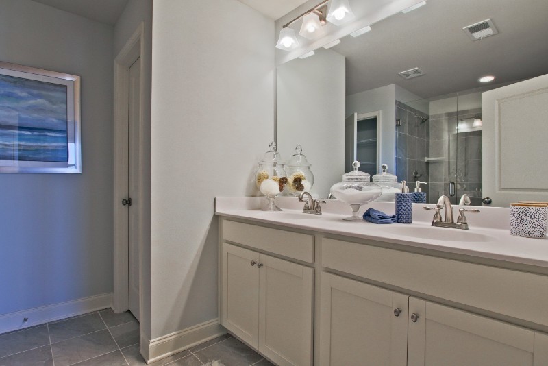 021_46344969 021_46344969