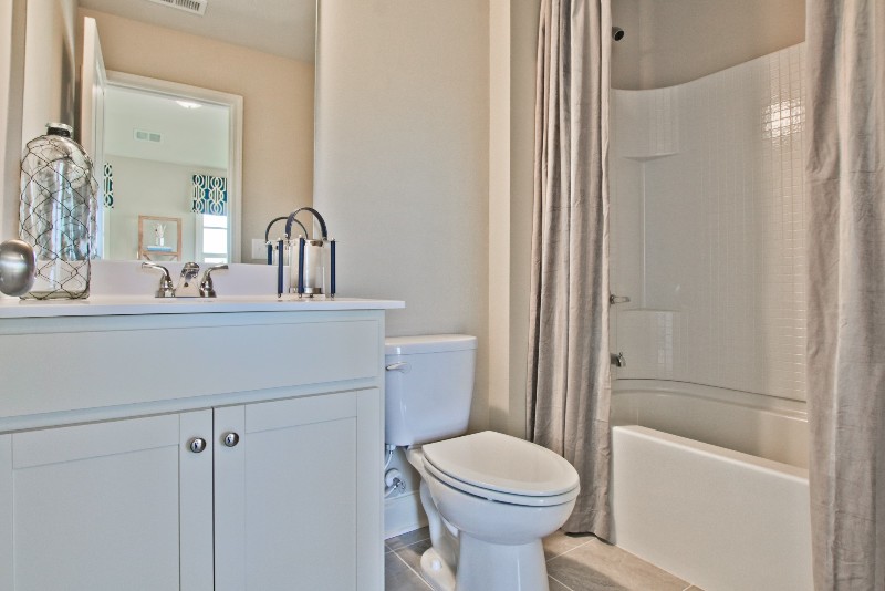 027_46344975 027_46344975